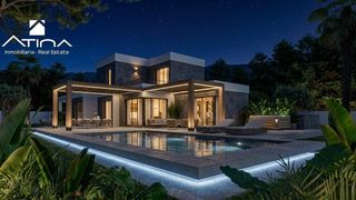 Xalet a Centro Ciudad. Villa sostenible a en la guardia park, jávea  12 paneles solares