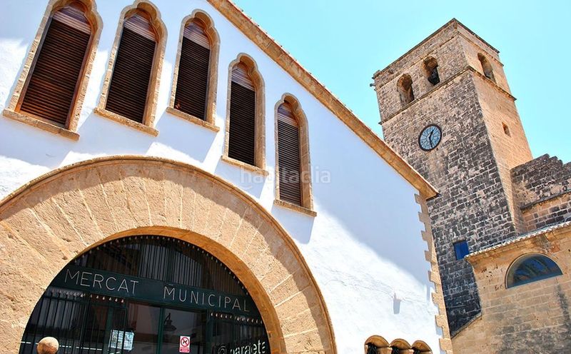 Foto f0ba481c-c853-46c5-8e00-3bbedfa2d962. Xalet amb aparcament piscina a Puerto Xàbia