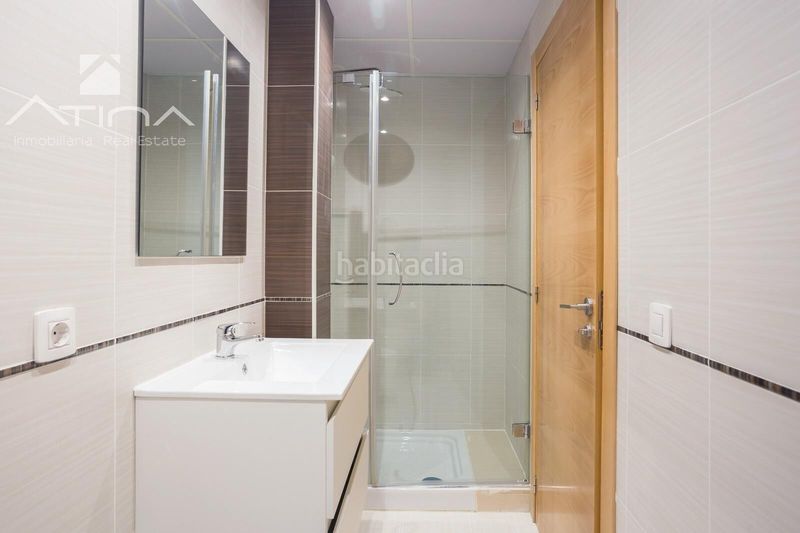 Foto 14f04d7c-f85f-4086-9b2b-0c719fd720a4. Casa adossada a Miramar