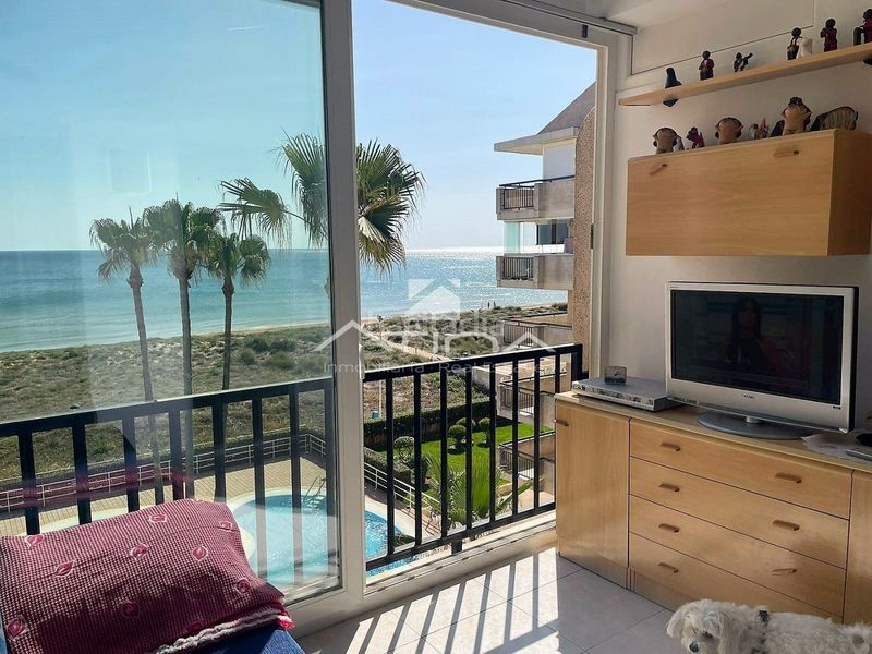 Foto 06f24a89-32a9-47ec-822c-bc21d2862103. Apartament amb piscina a Daimús