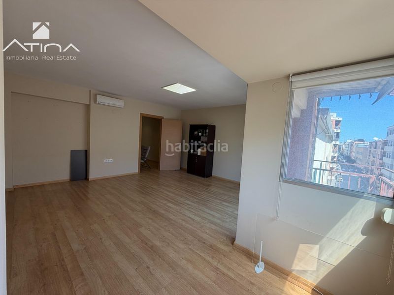 Foto c7d473a2-171d-4e95-95b2-ca36ebf5db50. Pis a Plaza Elíptica - República Argentina Gandia