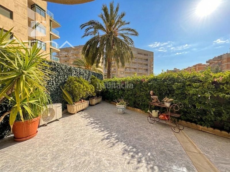 Foto 4003d952-17f6-415e-ac87-6d09e2f7c127. Planta baixa amb calefacció aparcament piscina a Daimús
