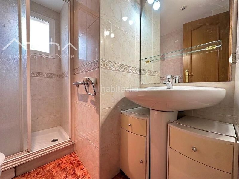 Foto b98b04b6-35e1-419f-a5b0-6211b4f90e21. Planta baixa amb calefacció aparcament piscina a Daimús