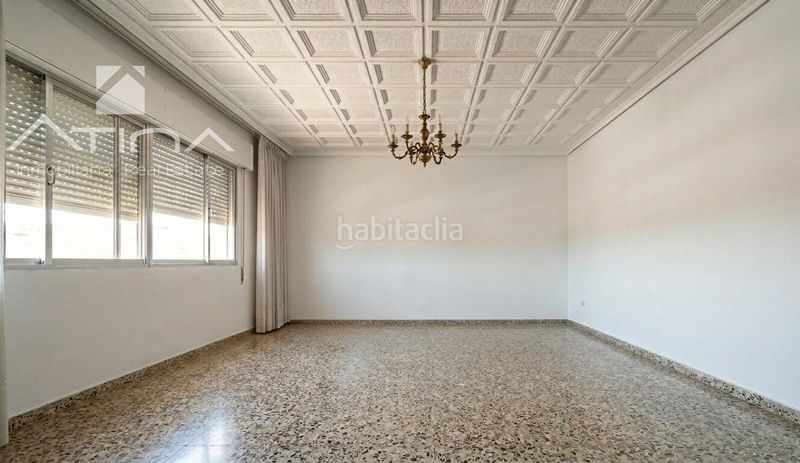 Foto c5a0b574-985a-4fe0-bacf-98febd5a9257. Pis a Germaníes - Juzgados Gandia