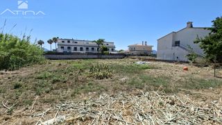 Terreno residenziale in Daimús. Parcela urbanística en venta en la playa de daimús de 1.073 m2,