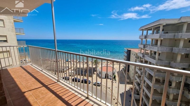 Foto 833aafba-dd17-4bc4-9ba1-af11cf65d025. Apartamento  en venta en primera línea de la playa con vistas al mar y totalmente reformado en Bellreguard