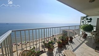 Piccolo appartamento in Bellreguard. Apartamento en primera línea de playa en bellreguard con vistas
