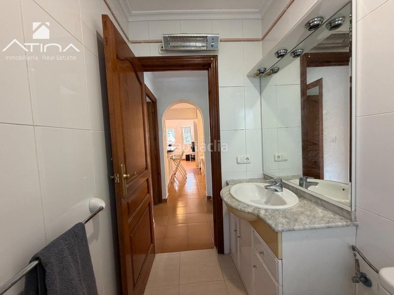 Foto ab8e4f63-6019-40f0-976d-e22ee0138a30. Chalet mit heizung parking in Gata de Gorgos