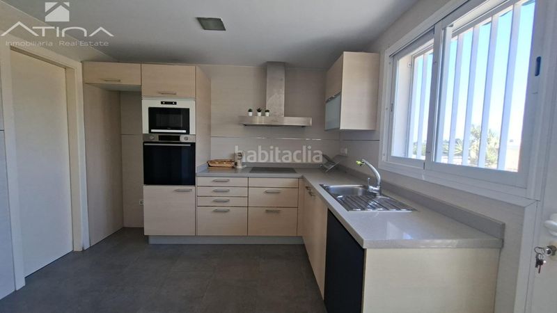 Foto 5886d8b1-f187-46b6-b3c1-dba974a32bd0. Semi detached house with parking pool in Bellreguard