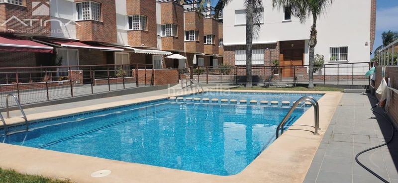 Foto f15f78c9-915c-4372-8453-0082ec3940af. Semi detached house with parking pool in Bellreguard