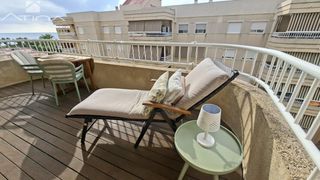 Piccolo appartamento in Daimús. Apartamento en venta en playa de daimús con piscina y vistas al