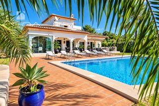 Xalet a Cap Martí - El Tossalet - Pinomar. Villa en jávea con piscina privada, grandes terrazas y apartamen