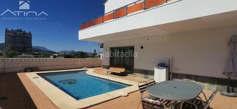 Foto 4bf2fd7a-f5f3-4e54-a093-102100fa339c. Xalet amb aparcament piscina a Oliva playa Oliva