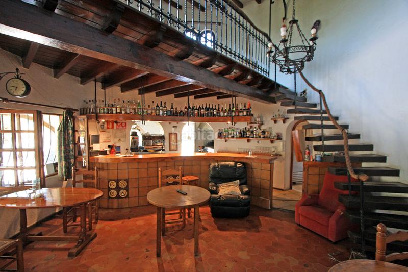 Foto 4fa02c97-c2cc-4318-9d6e-3e86890284c2. Geschäftsraum in Verger (el)