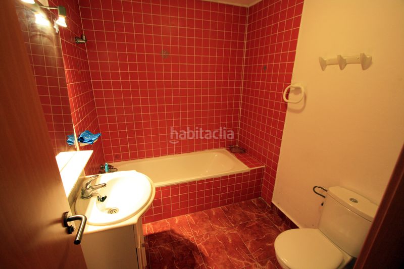 Foto e80c6f32-3e56-4d7d-b593-25c8dfc2104b. Nau industrial a Verger (el)