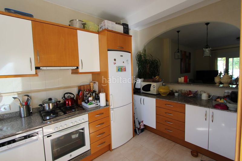 Foto fe965f2b-e36c-4519-9201-a47edbb795e5. Casa adossada amb calefacció piscina a Ráfol de Almunia