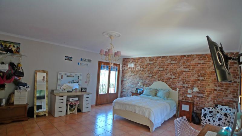 Foto d038caa3-d1eb-4195-ae57-e363aa1857bf. Chalet en Xaló