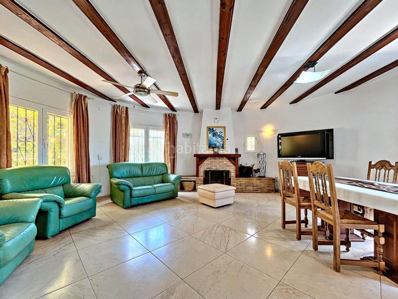 Foto 60bbf2dc-11cf-4023-afff-9dcc3ee3b6c3. Chalet con riscaldamento parcheggio piscina in El Montgó Dénia