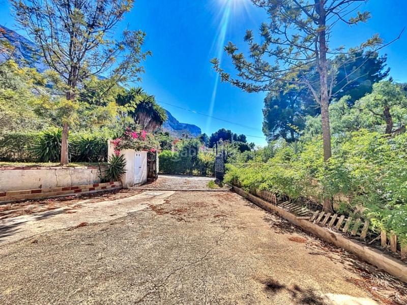 Foto 6db0a884-ca1c-4c78-8844-df52d241b287. Chalet con riscaldamento parcheggio piscina in El Montgó Dénia