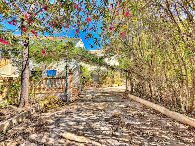 Foto 8f0f893b-9503-4b20-b7c4-473e06415f08. Chalet con riscaldamento parcheggio piscina in El Montgó Dénia