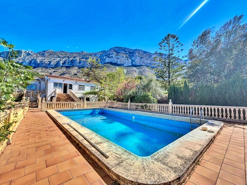 Foto 918af55e-7331-4f90-b4ad-0b433fdb01c4. Chalet con riscaldamento parcheggio piscina in El Montgó Dénia