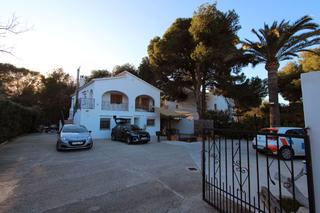 Chalet in Las Rotas / Les Rotes