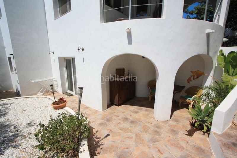 Foto e047a0ac-afbe-487c-86e8-00aa50f2dfd1. Chalet mit heizung parking pool in El Montgó Dénia