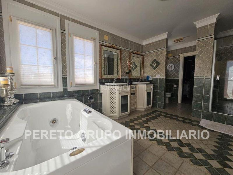 Foto ca1fceea-8fc9-4986-a478-aa1c6efe1e79. Chalet avec chauffage parking piscine dans Les Bassetes - El Marjal Dénia