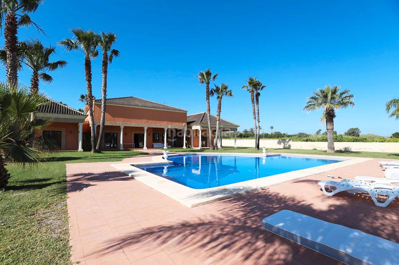 Foto 36e2834f-d2fb-4116-8d69-9f97d34de1b3. Chalet avec chauffage parking piscine dans L'Almadrava - L'Estanyó Dénia