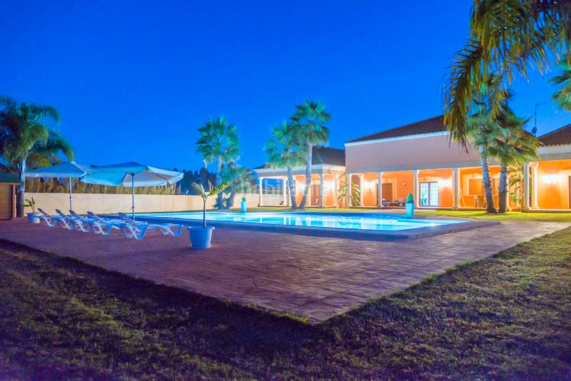 Foto 3f245eb4-5a46-46d4-91a3-0f5a38d2f24b. Chalet avec chauffage parking piscine dans L'Almadrava - L'Estanyó Dénia