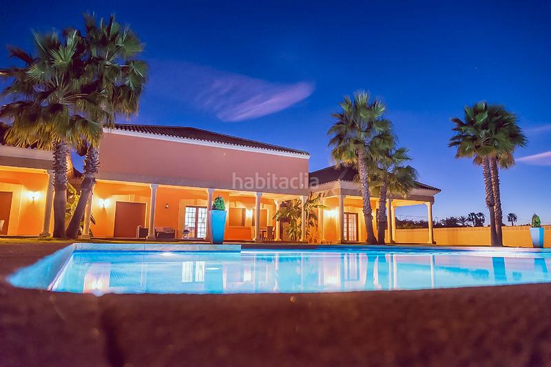 Foto f6bdd54a-ef84-40a7-8534-14c93e5e464c. Chalet avec chauffage parking piscine dans L'Almadrava - L'Estanyó Dénia