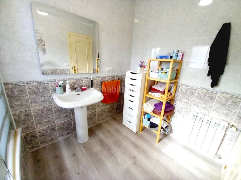 Foto cc70e446-28ce-43ca-bd54-24b849f463c2. Chalet en Ráfol de Almunia