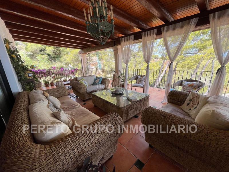 Foto 1a68d351-4389-43c5-a929-fd7590d36990. Chalet mit heizung parking pool in Las Rotas / Les Rotes Dénia