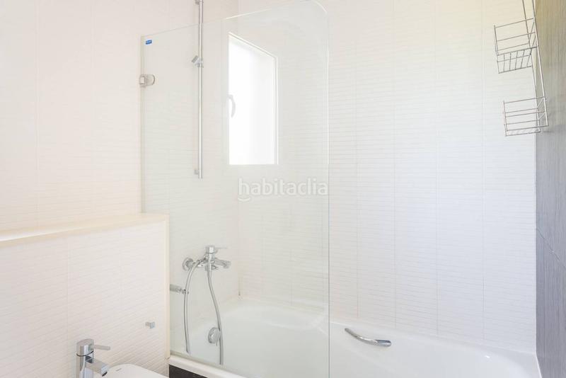 Foto 794d7a6a-ccf6-467c-b2ab-5e61ca06bf0d. Chalet con riscaldamento parcheggio piscina in Pedreguer