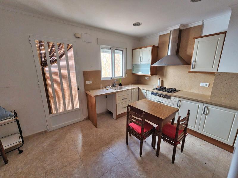 Foto 25a05321-fc7b-4f7a-a764-53e84c21f9ac. Masia amb aparcament a Tormos