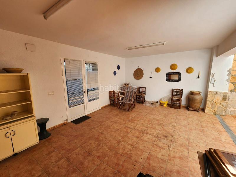 Foto 6f1192bc-fcee-441f-82df-1f57d04368b6. Masia amb aparcament a Tormos