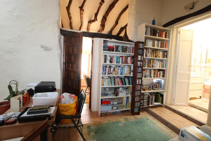 Foto bd4214a0-8e82-4f29-85bc-543e15f6d9fe. Masía en Tormos