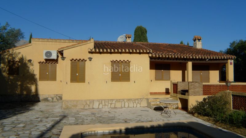 Foto 6b7d6dbb-8554-45f6-8358-ad435b7bb933. Chalet mit parking pool in Orba