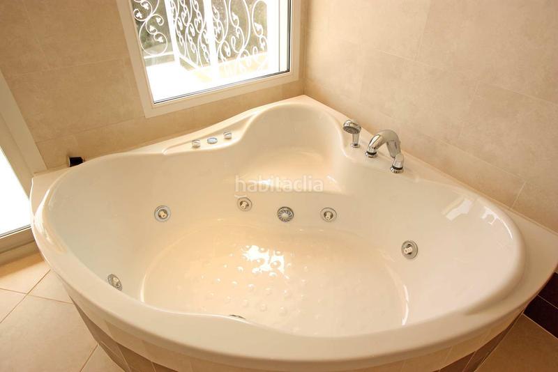 Foto e4b58563-ff65-47f4-a36e-f0b18776698e. Chalet with heating parking pool in Oltamar - Cucarres Calp