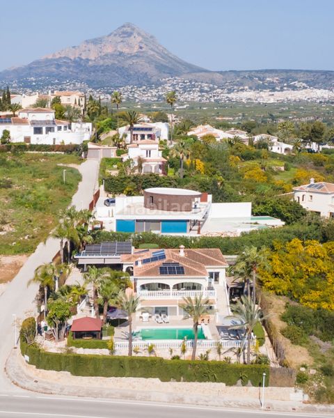 Foto 41473f63-9c74-4149-818c-73ee25807488. Chalet avec chauffage parking piscine dans Cap Martí - El Tossalet - Pinomar Xàbia