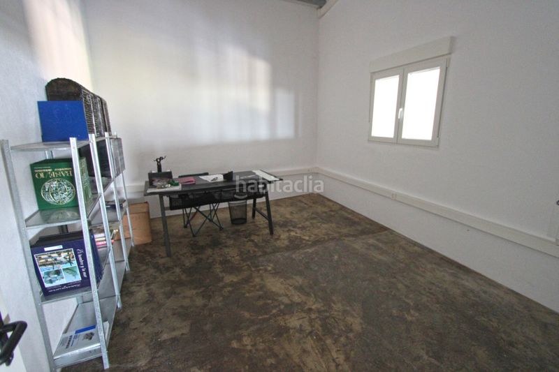 Foto aed14f04-4916-433a-a2da-7cc041e931d2. Local comercial a Benidoleig