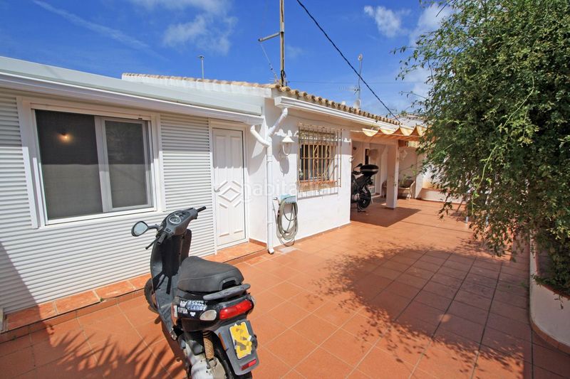 Foto b2c951ca-e980-4184-af0f-d2ae2ecab31b. Casa adossada amb calefacció aparcament a Les Bassetes - El Marjal Dénia
