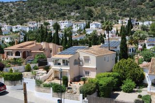 Chalet in Tormos