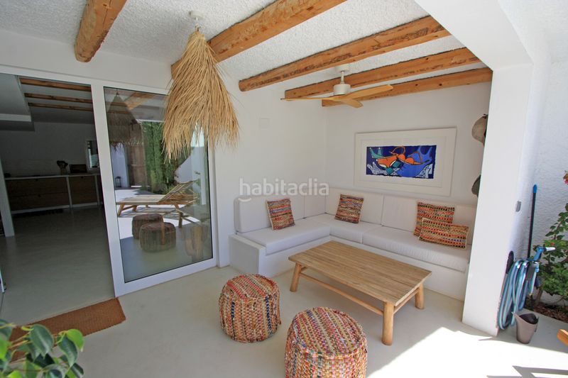 Foto 53fcd0e7-e0f3-44e5-b833-4ff85284c2c8. Casa adosada en Les Bassetes - El Marjal Dénia