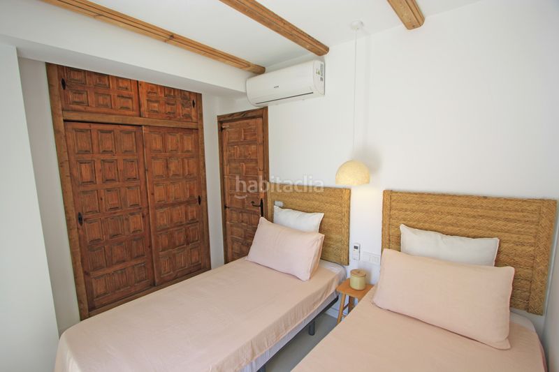 Foto f84e709a-7de7-4922-abad-170b7a9593be. Casa adosada en Les Bassetes - El Marjal Dénia
