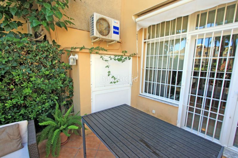 Foto 040d3a74-3fc7-4e5a-893a-86d5d91388f6. Apartament amb calefacció aparcament piscina a Les Bassetes - El Marjal Dénia