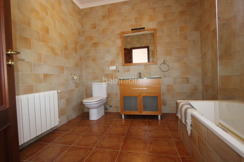 Foto c147993d-ce9c-4b02-9e28-5e85298f41e2. Chalet en Orba