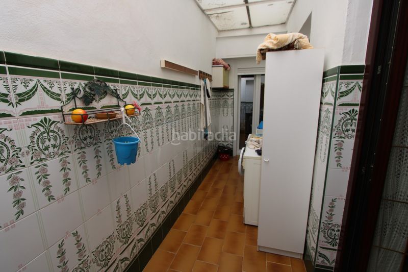 Foto a416d2d4-63cf-4e86-b79e-27bd14907aba. Masia amb calefacció aparcament a Pego