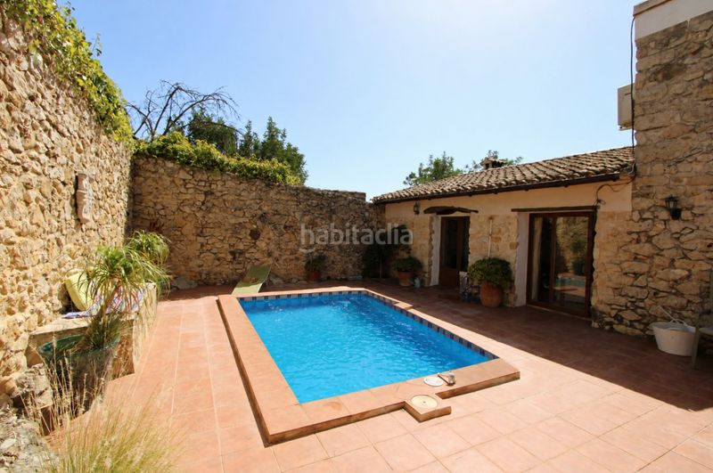 Foto b7de78bd-8263-44bc-a59a-2e7fb249e2e5. Xalet amb calefacció aparcament piscina a Xaló