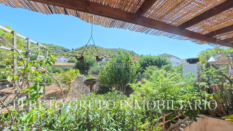 Foto b229a49d-743e-48f8-a0ed-64591b1006fd. Masía en Centro Pedreguer